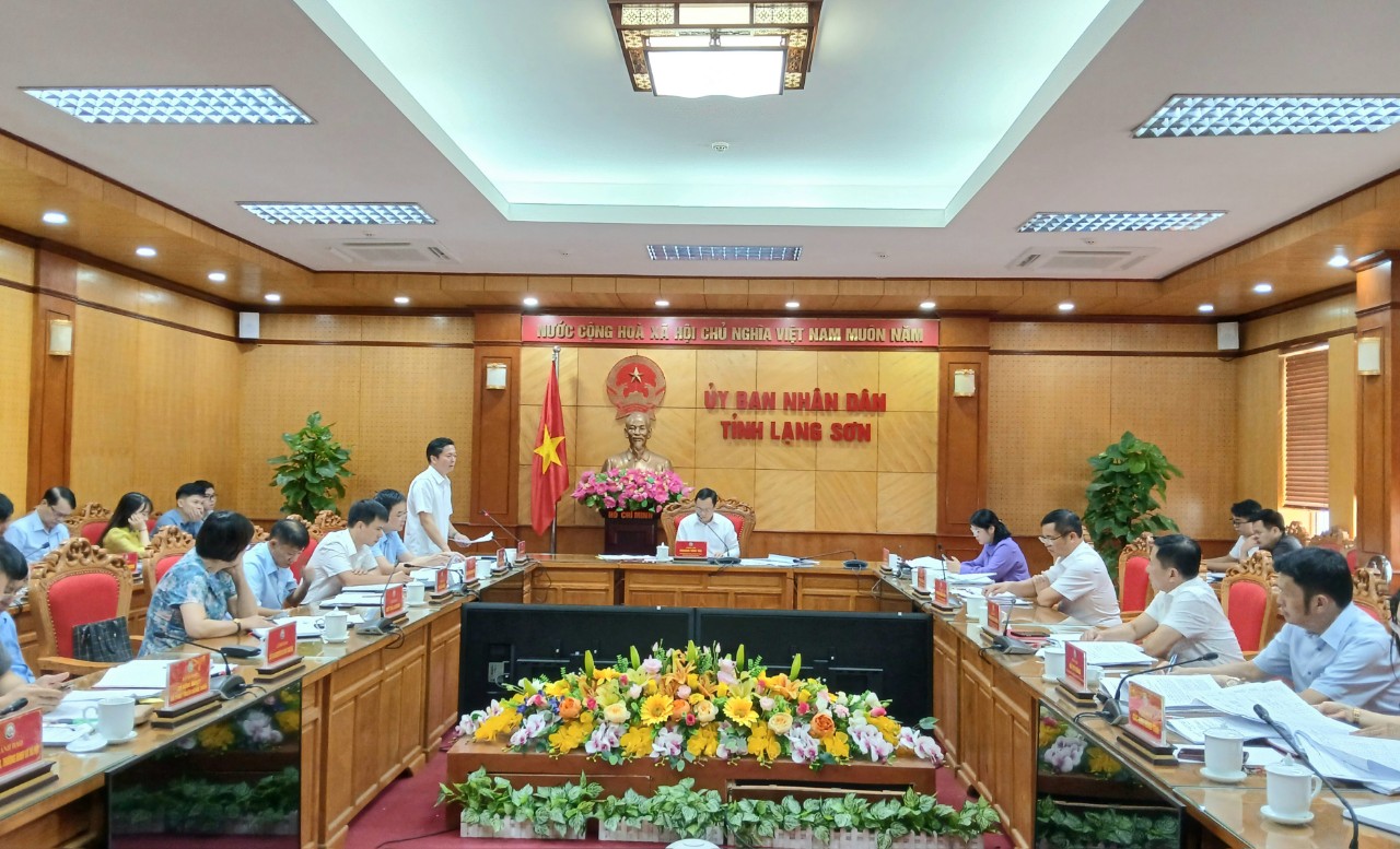 Ban Kinh tế - Ngân sách thẩm tra các nội dung trình kỳ họp chuyên đề của HĐND tỉnh nhiệm kỳ 2021-2026