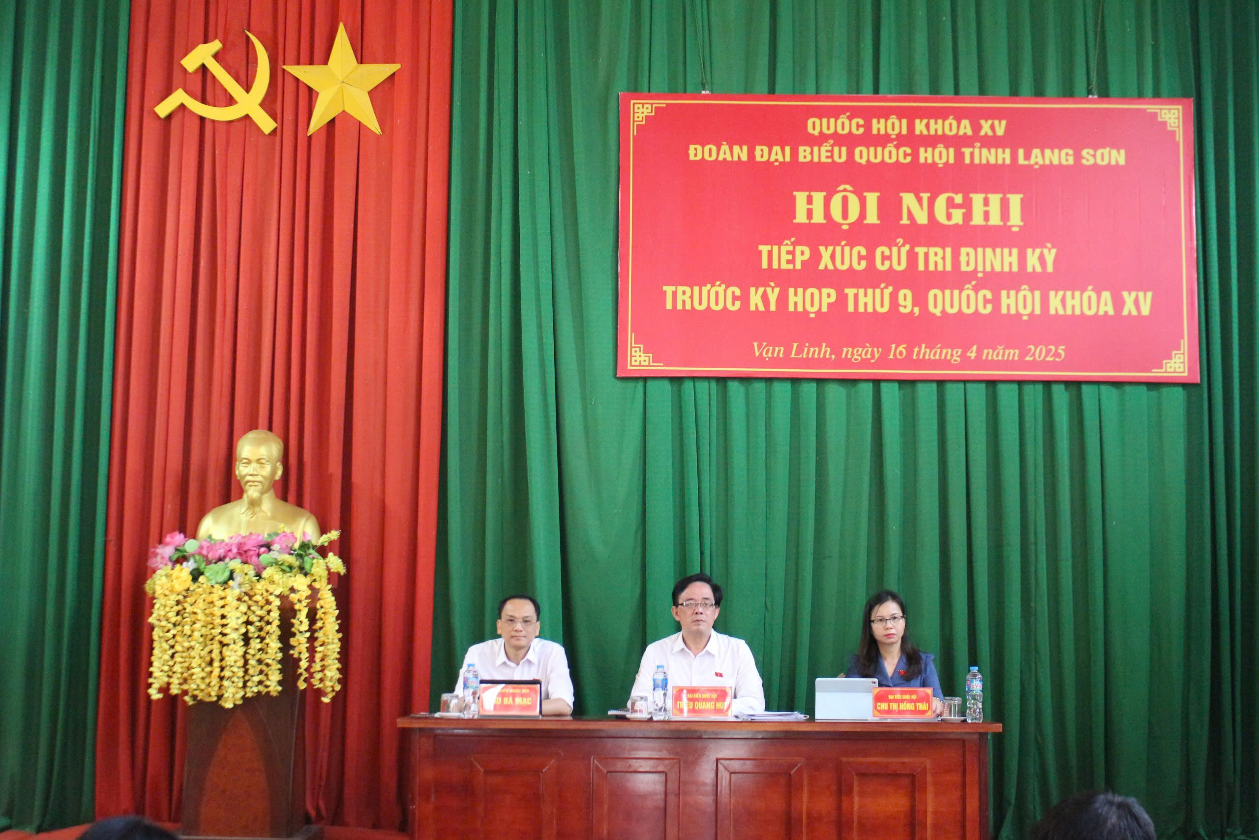 Đoàn đại biểu Quốc hội tỉnh Lạng Sơn tiếp xúc cử tri định kỳ trước Kỳ họp thứ 9, Quốc hội khóa XV tại các huyện Hữu Lũng và Chi Lăng