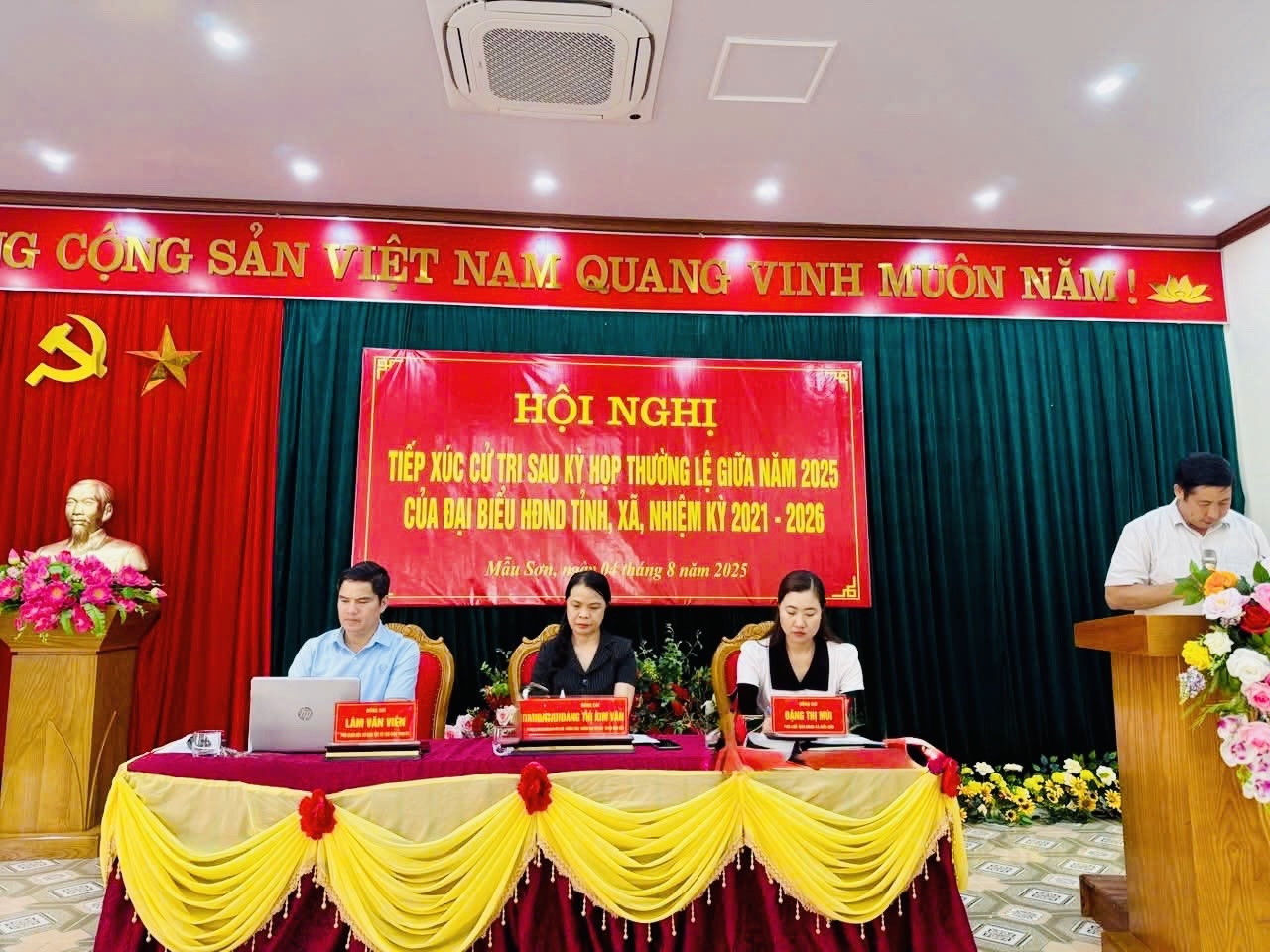 Kỹ năng giữ mối liên hệ chặt chẽ với Nhân dân: Bài 1: Liên hệ qua lời nói - “chìa khóa mở cửa”