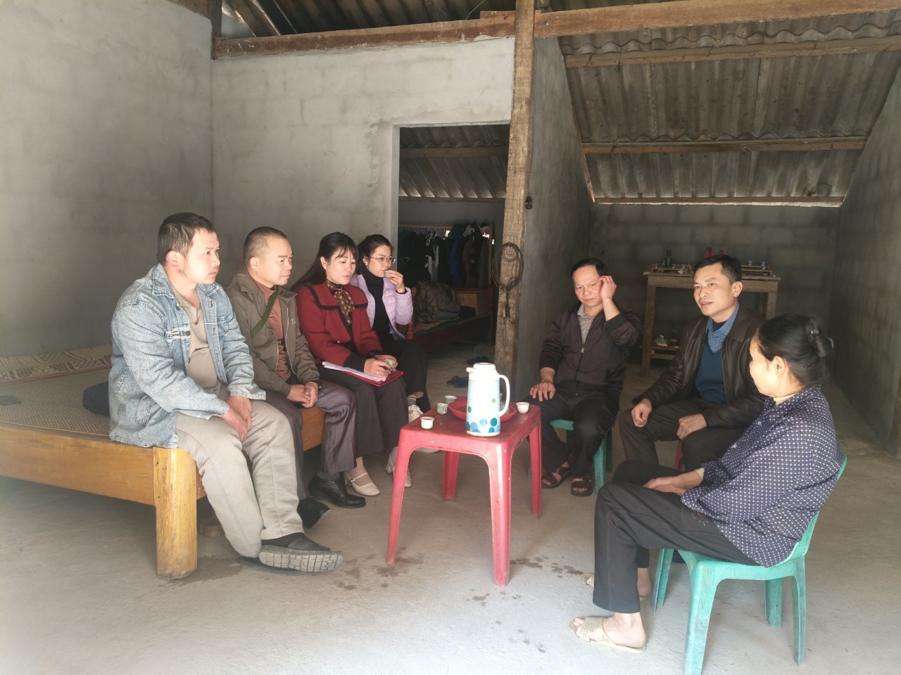 Thường trực HĐND xã Bình Gia giám sát chương trình thực hiện xoá tạm nhà dột nát trên địa bàn xã năm 2026