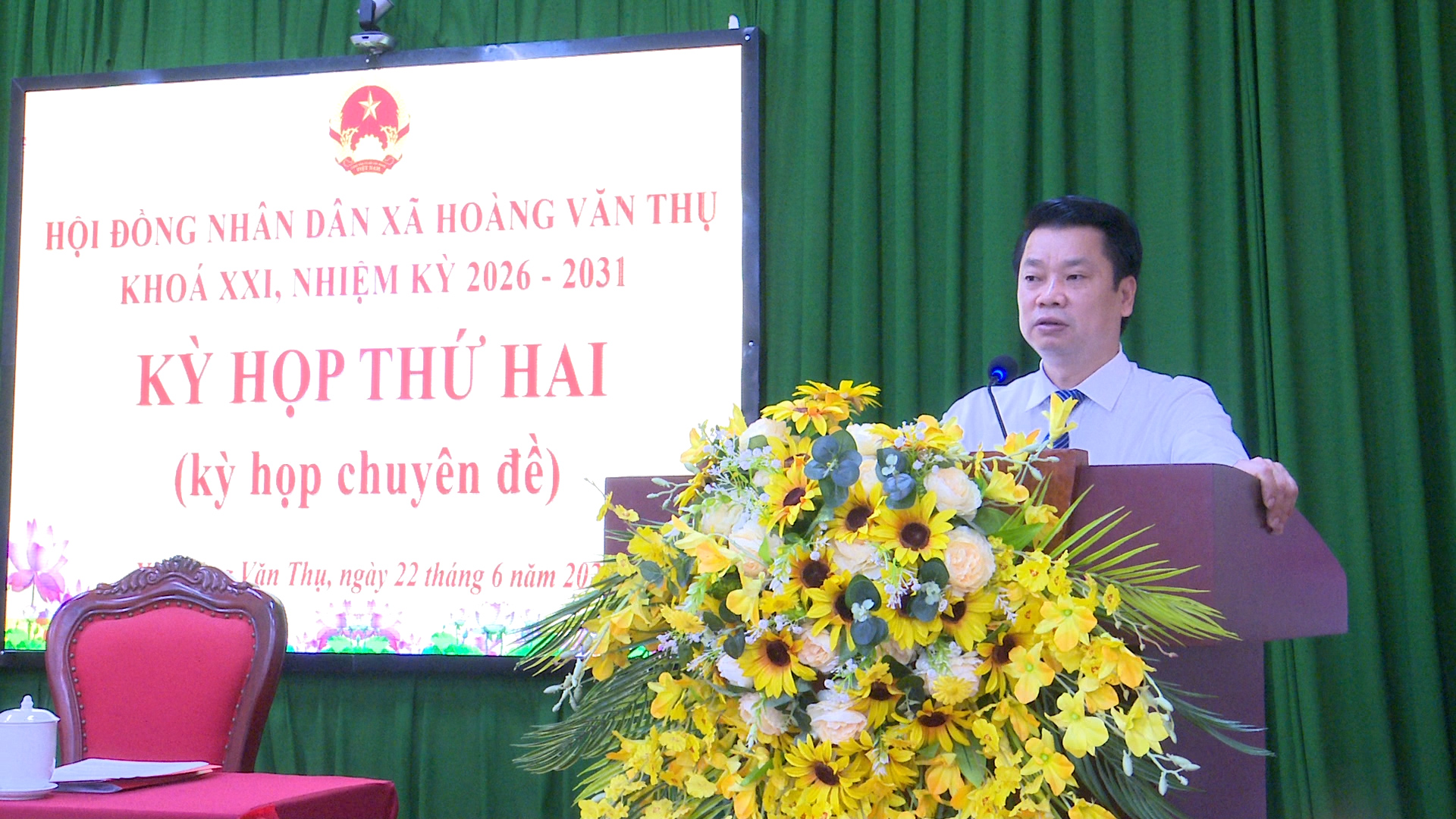 Hội đồng nhân dân xã Hoàng Văn Thụ tổ chức kỳ họp thứ hai (kỳ họp chuyên đề)