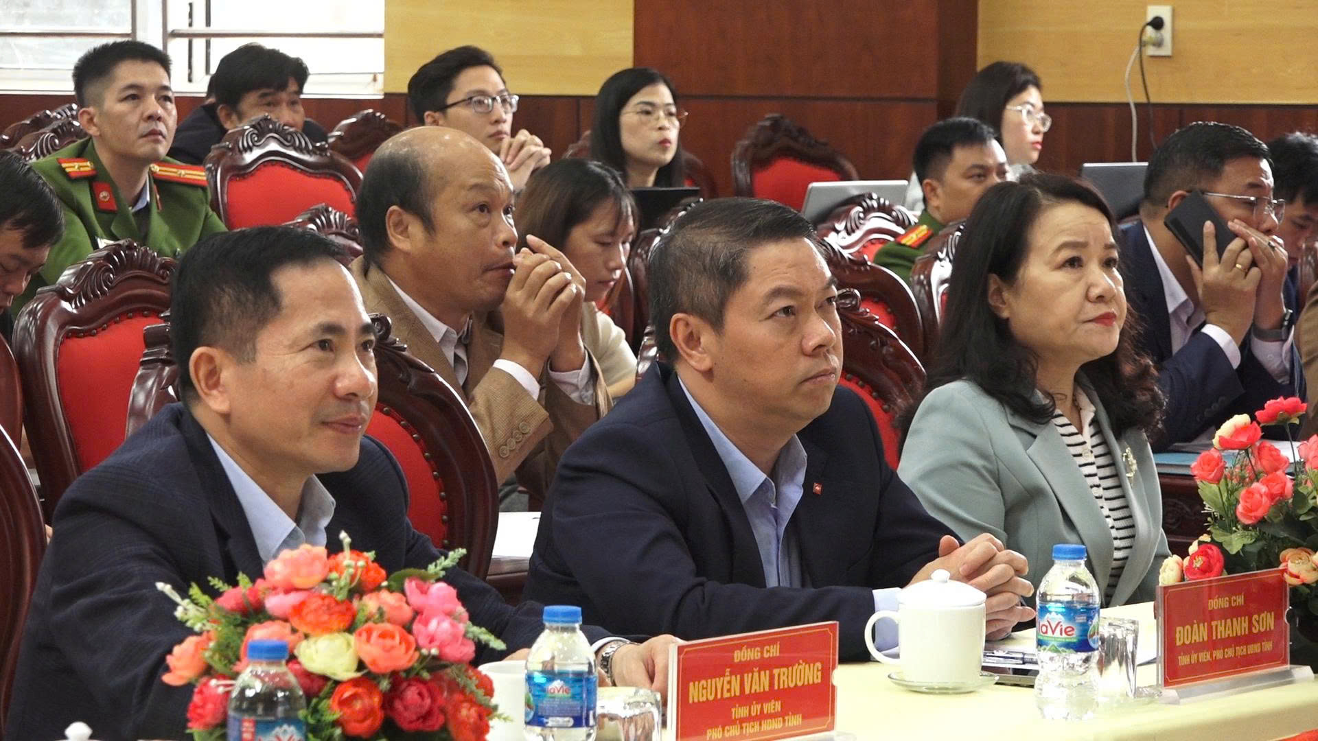 Hoạt động tiếp xúc cử tri trước kỳ họp thường lệ cuối năm 2025 HĐND tỉnh khóa XVII, nhiệm kỳ 2021 – 2026