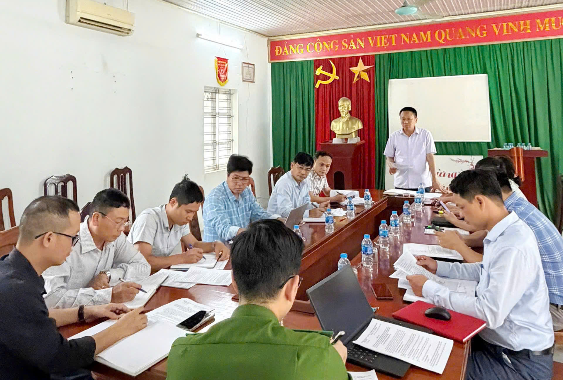 Thường trực HĐND xã Thiện Tân giám sát chuyên đề tại các doanh nghiệp trên địa bàn