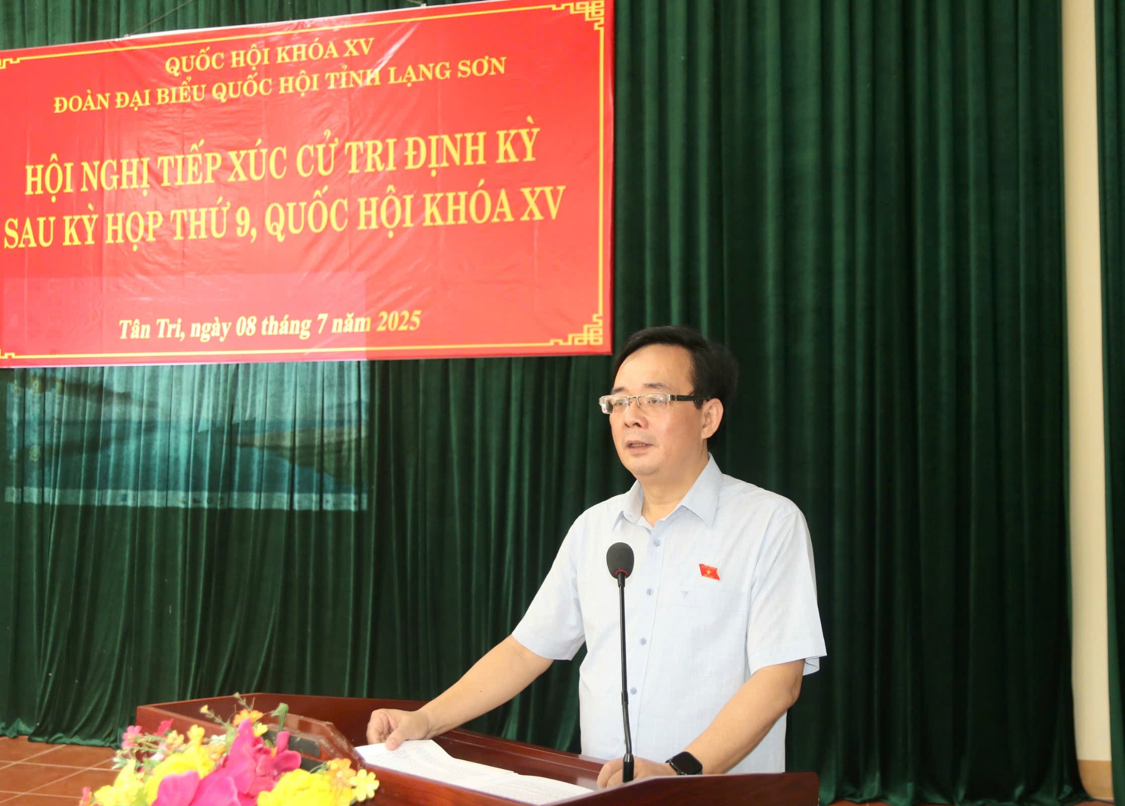 Đoàn đại biểu Quốc hội tỉnh tiếp xúc cử tri sau kỳ họp thứ 9, tại xã Tân Tri, tỉnh Lạng Sơn