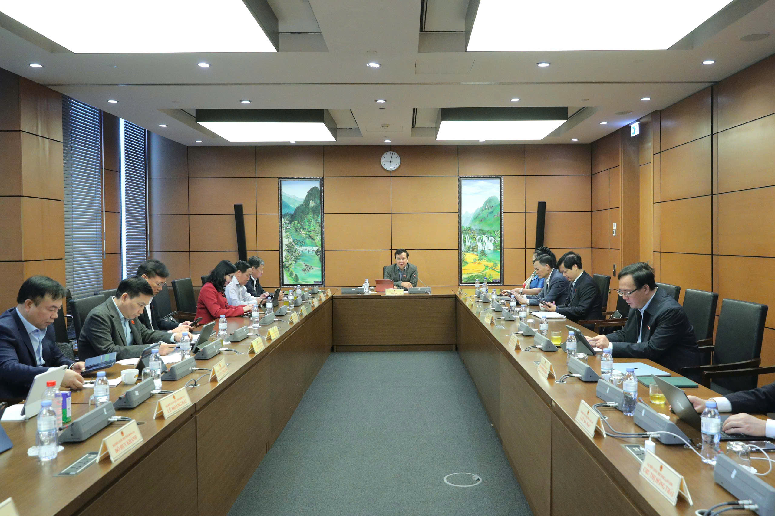 Đoàn đại biểu Quốc hội tỉnh tiếp tục tham gia thảo luận một số dự án Luật tại Kỳ họp thứ 10, Quốc hội khóa XV