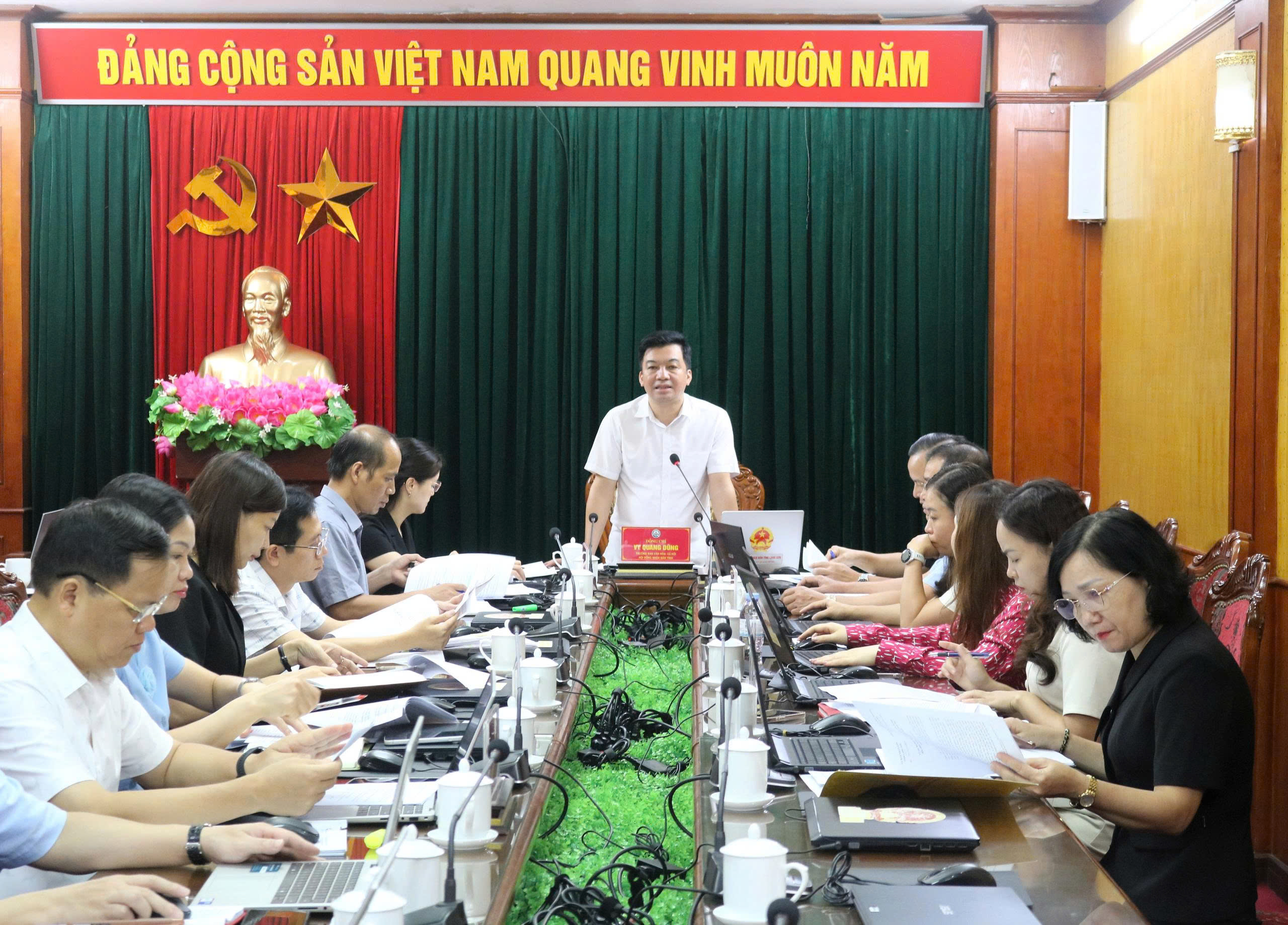 Ban Văn hóa –Xã hội HĐND tỉnh thẩm tra các nội dung trình tại kỳ họp chuyên đề (kỳ họp thứ sáu) của HĐND tỉnh khóa XVIII